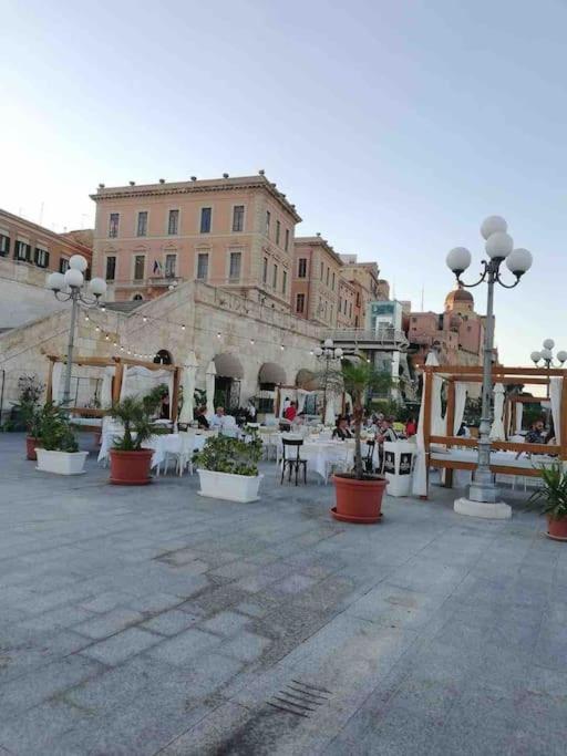 Pop In! Sunny 2Bdr Apt Cagliari Near The Beach Exterior foto